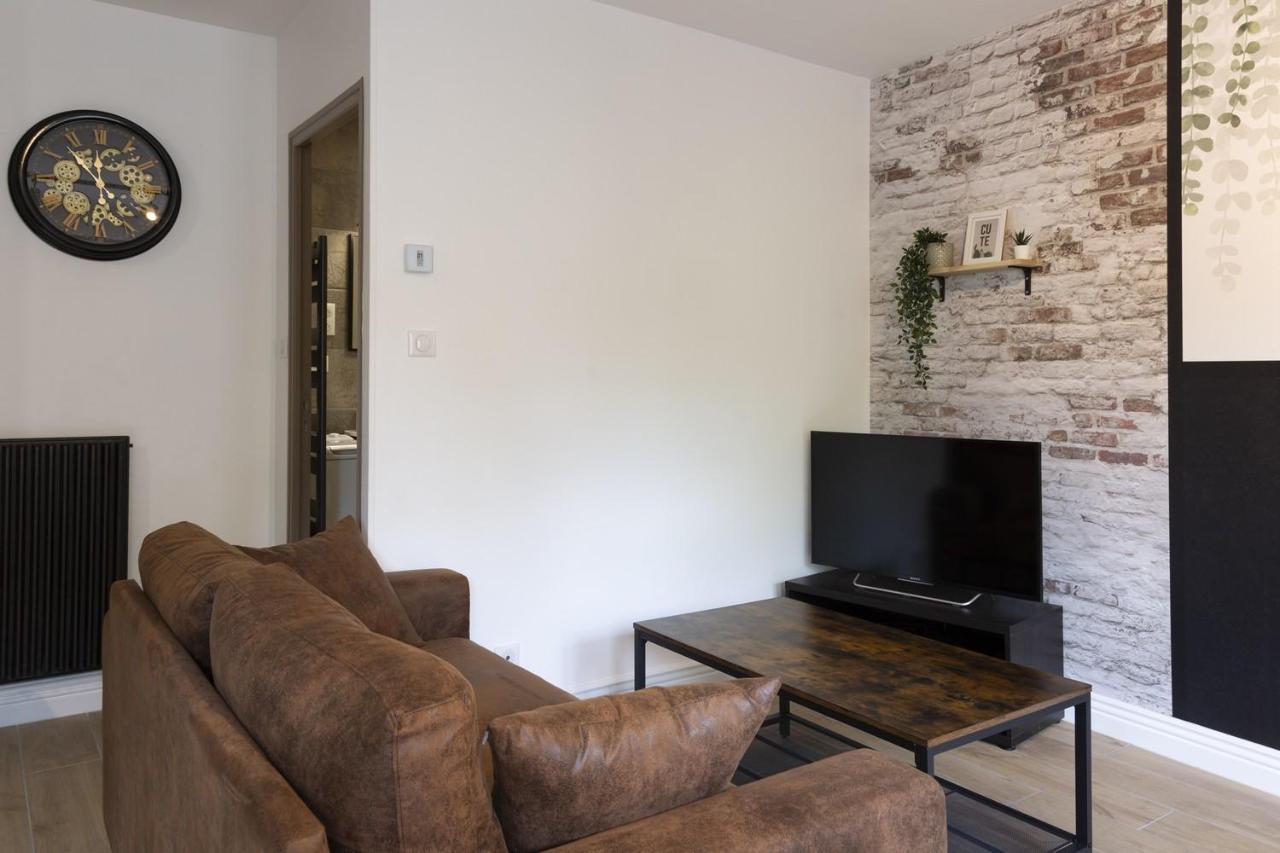 La Clairiere ~ Parking ~ Arrivee Autonome Apartment Bourges Ngoại thất bức ảnh