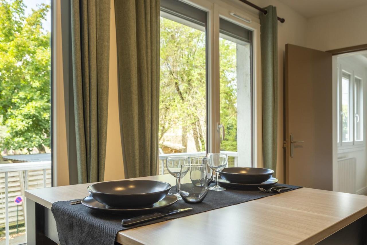 La Clairiere ~ Parking ~ Arrivee Autonome Apartment Bourges Ngoại thất bức ảnh
