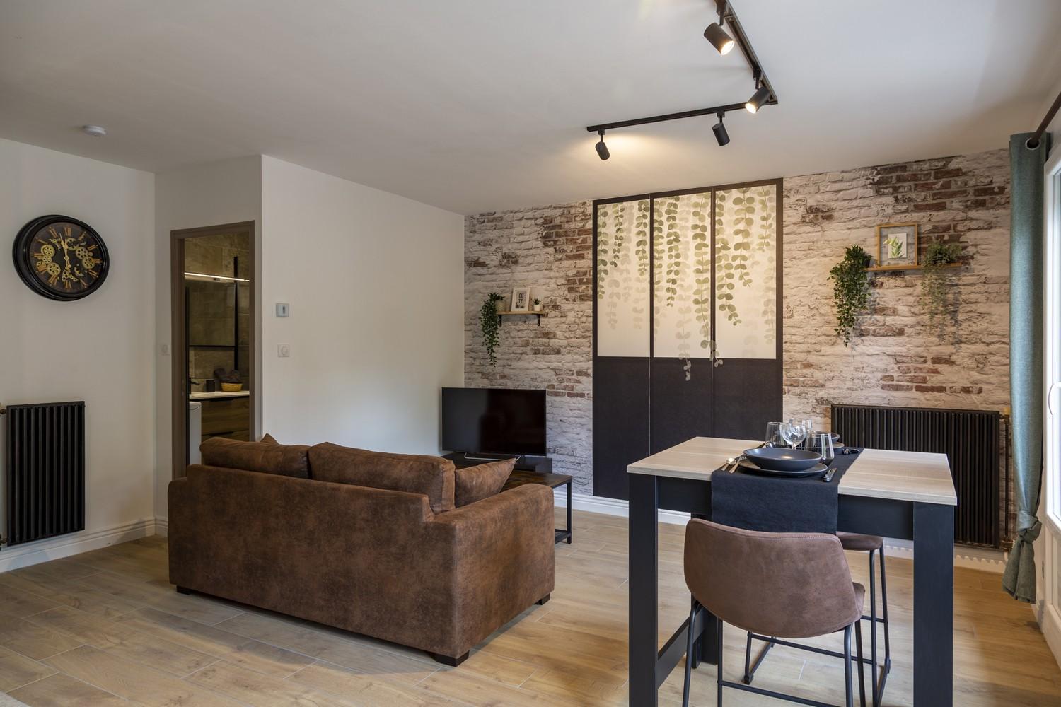 La Clairiere ~ Parking ~ Arrivee Autonome Apartment Bourges Ngoại thất bức ảnh